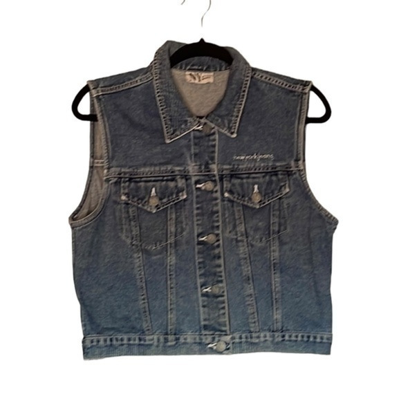 NYJeans Demin Vest‎ - Picture 1 of 8
